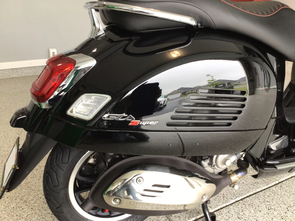 2024 Vespa Sei & PX & ET & LX & GT - Image 29 of 31