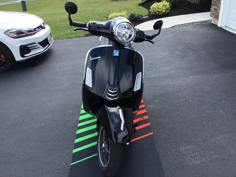 2024 Vespa Sei & PX & ET & LX & GT - Image 8 of 31