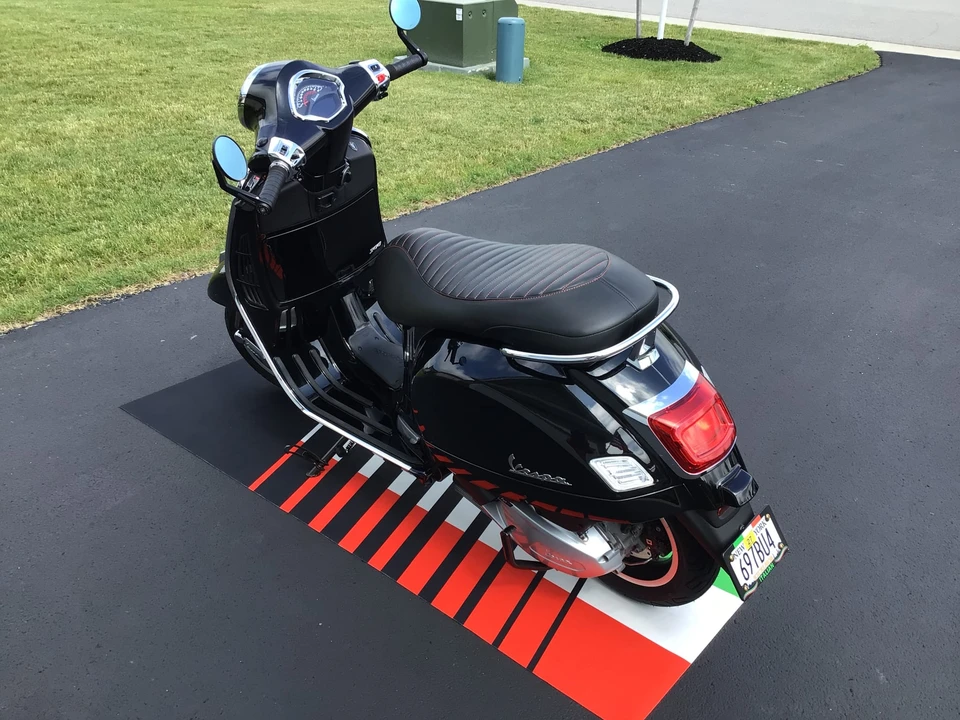 2024 Vespa Sei & PX & ET & LX & GT - Image 5 of 31