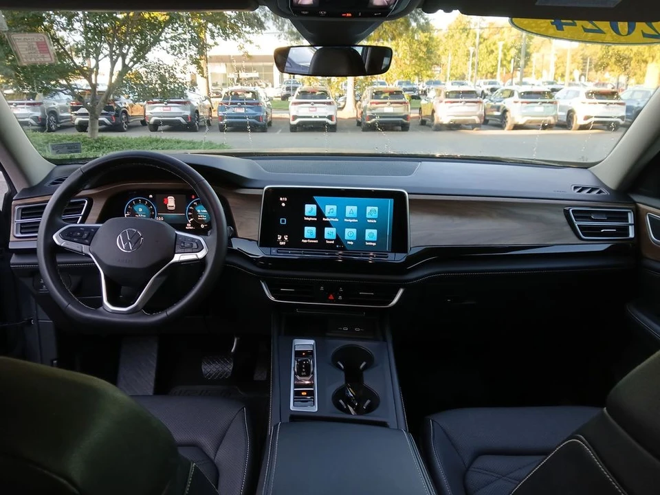 2024 Volkswagen Atlas - Image 12 of 12
