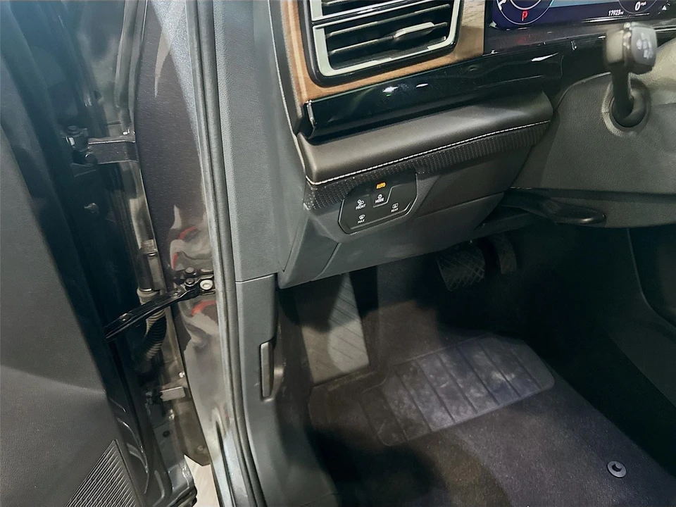 2024 Volkswagen Atlas - Image 7 of 21