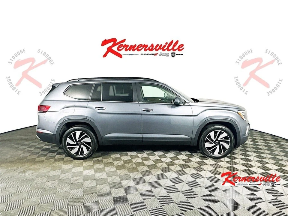 2024 Volkswagen Atlas - Image 8 of 12