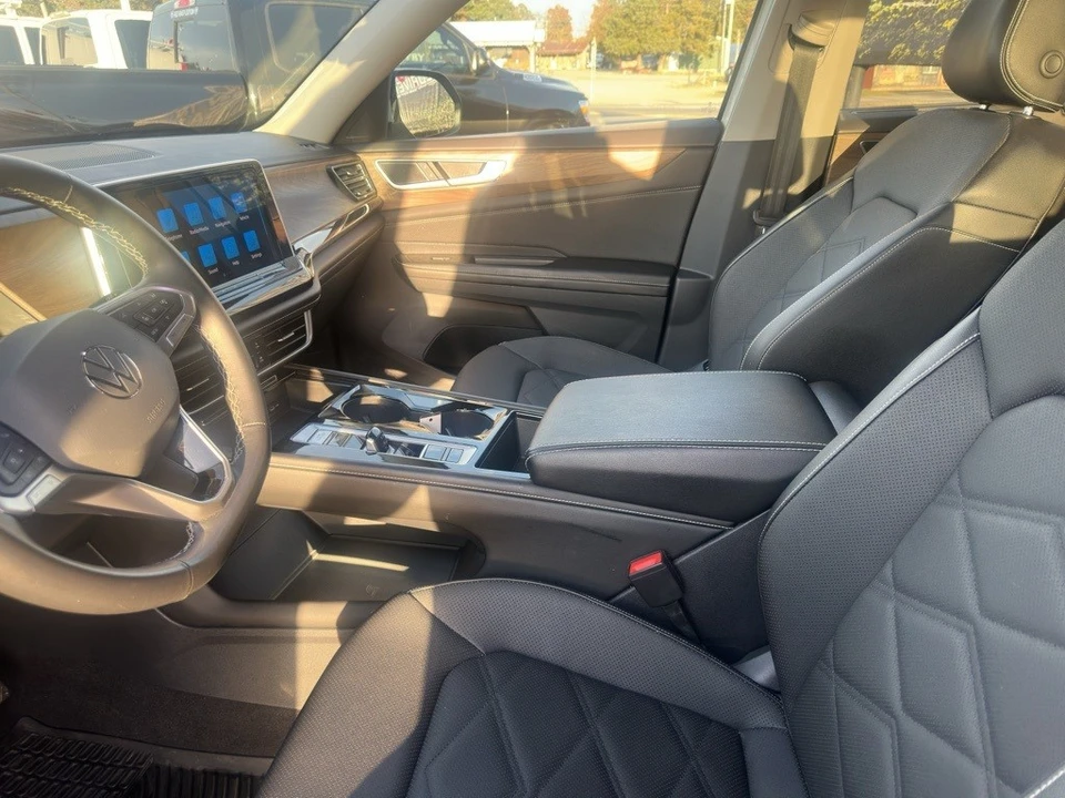2024 Volkswagen Atlas - Image 4 of 12