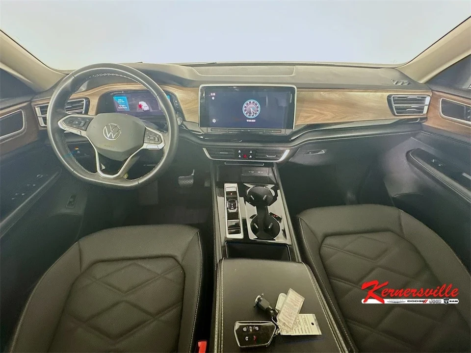 2024 Volkswagen Atlas - Image 10 of 21