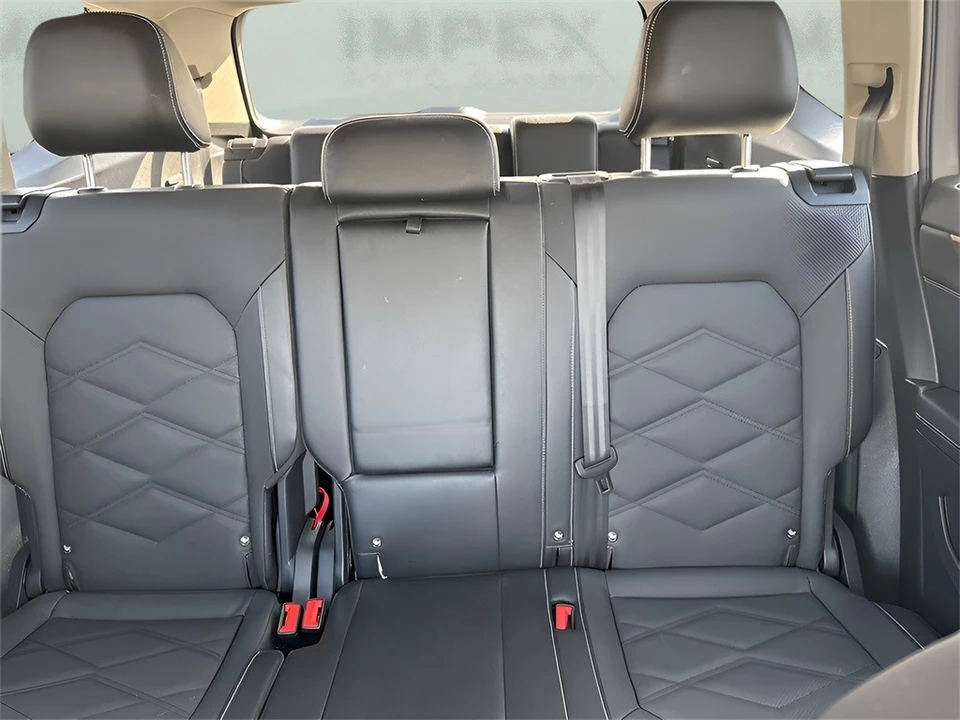 2024 Volkswagen Atlas - Image 11 of 12