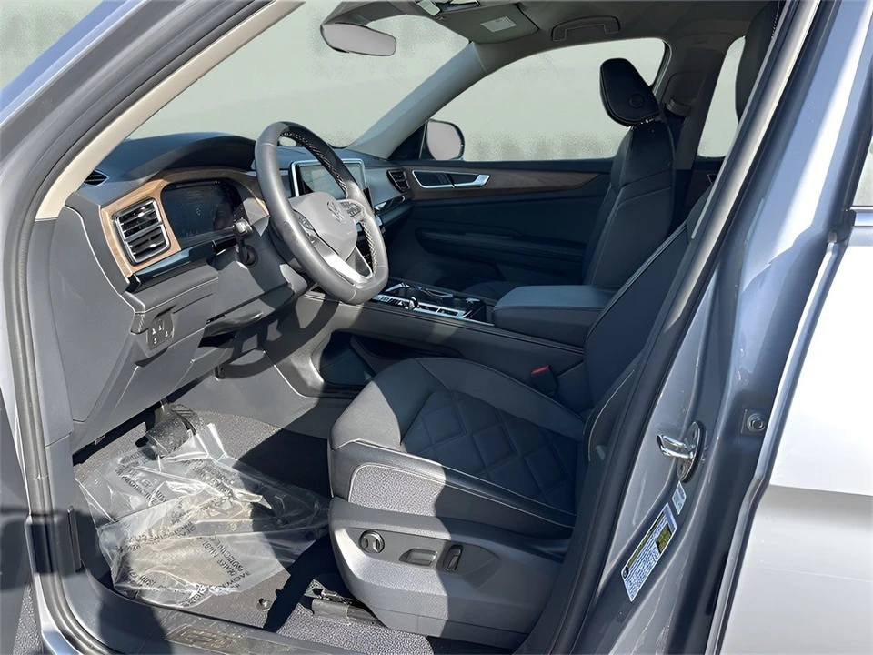 2024 Volkswagen Atlas - Image 9 of 12