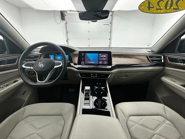 2024 Volkswagen Atlas - Image 2 of 12