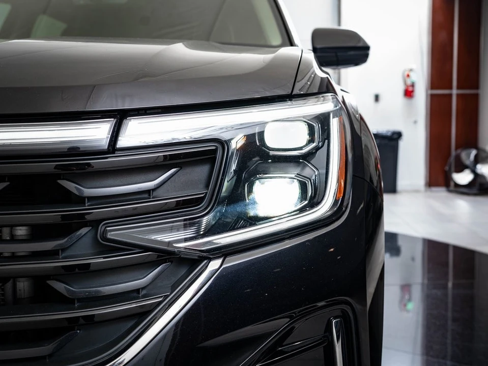 2024 Volkswagen Atlas - Image 17 of 21