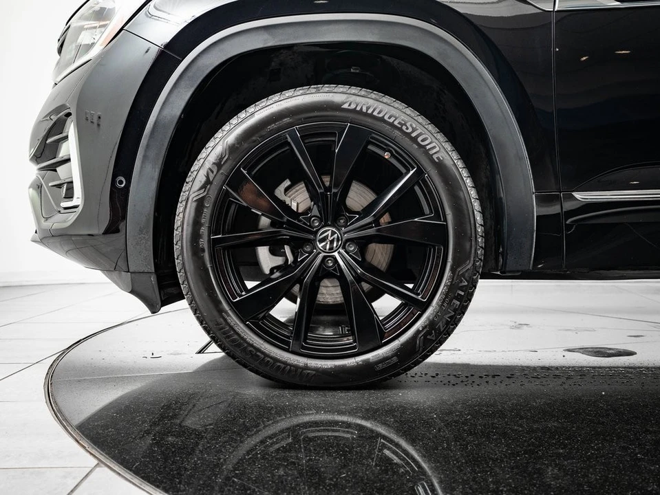 2024 Volkswagen Atlas - Image 13 of 21