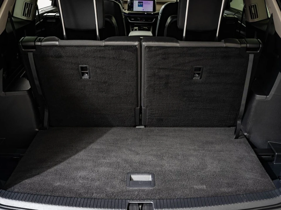 2024 Volkswagen Atlas - Image 18 of 21