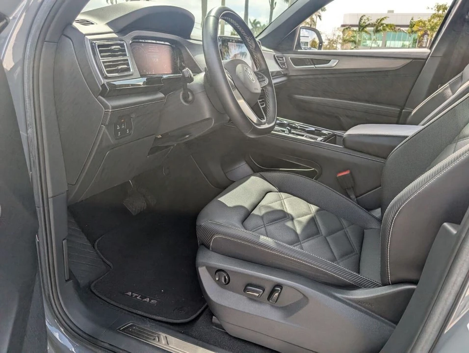 2024 Volkswagen Atlas - Image 12 of 21