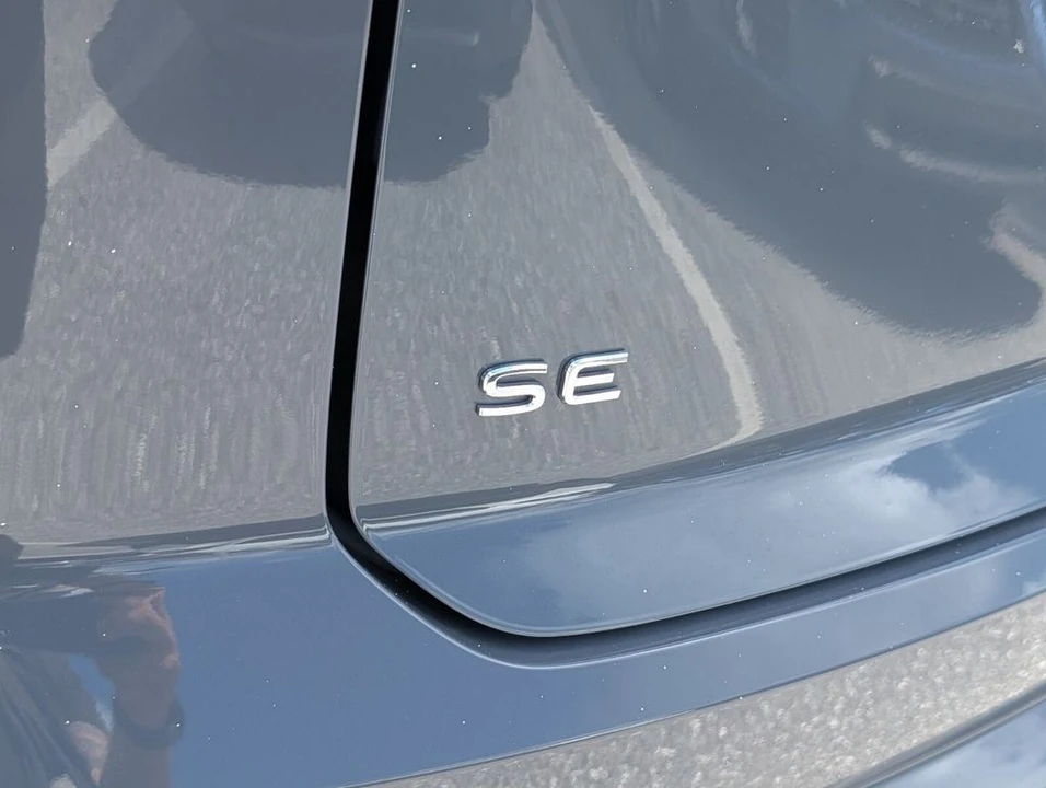 2024 Volkswagen Atlas - Image 15 of 21