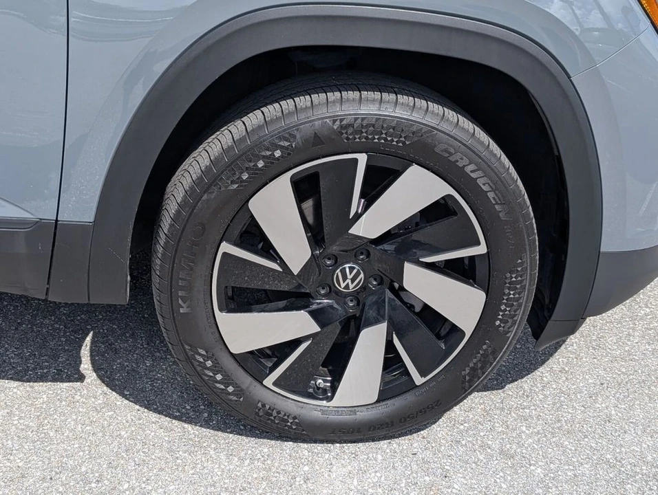 2024 Volkswagen Atlas - Image 9 of 21