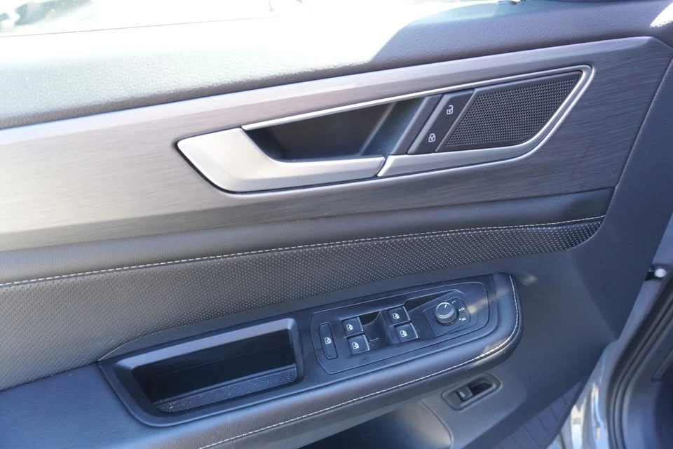 2024 Volkswagen Atlas - Image 11 of 20