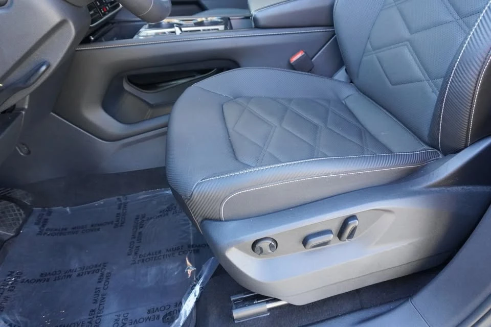 2024 Volkswagen Atlas - Image 13 of 20