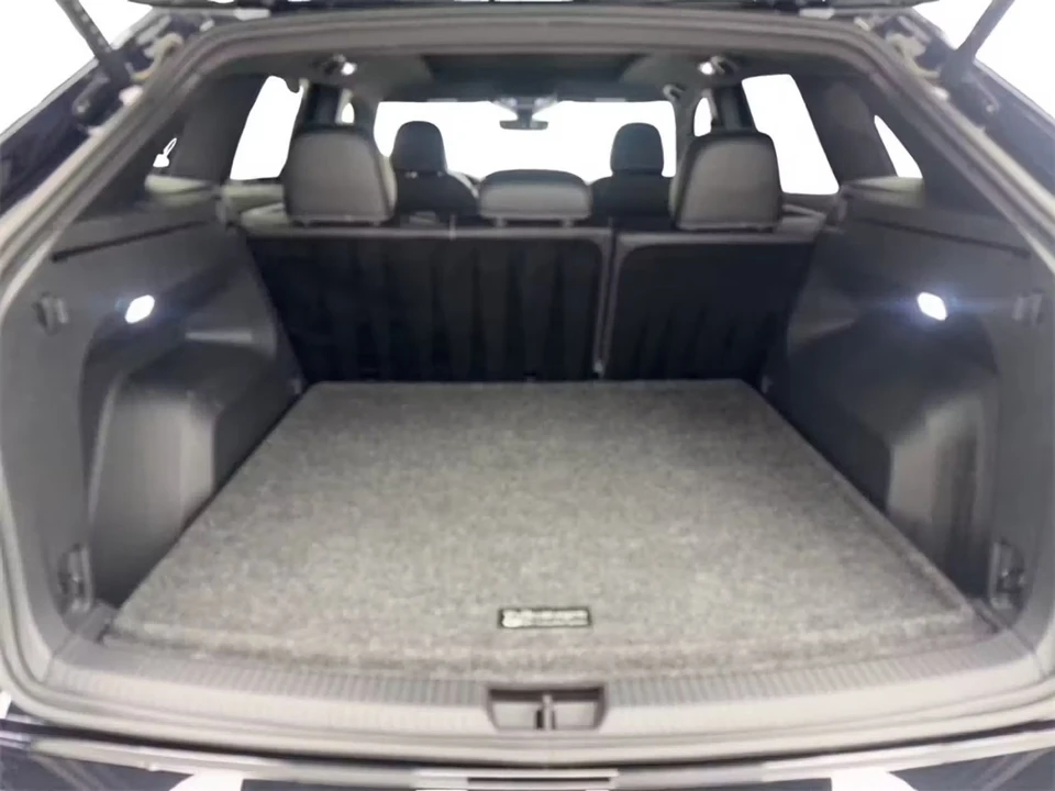 2024 Volkswagen Atlas - Image 16 of 19