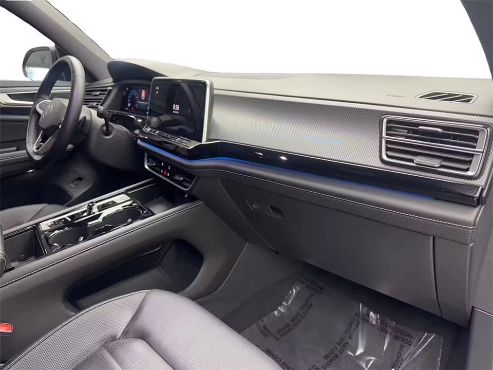 2024 Volkswagen Atlas - Image 7 of 19