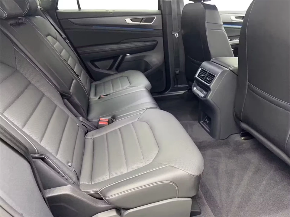 2024 Volkswagen Atlas - Image 14 of 19