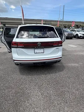 2024 Volkswagen Atlas Peak Edition SE 4MOTION w/Tech Pkg