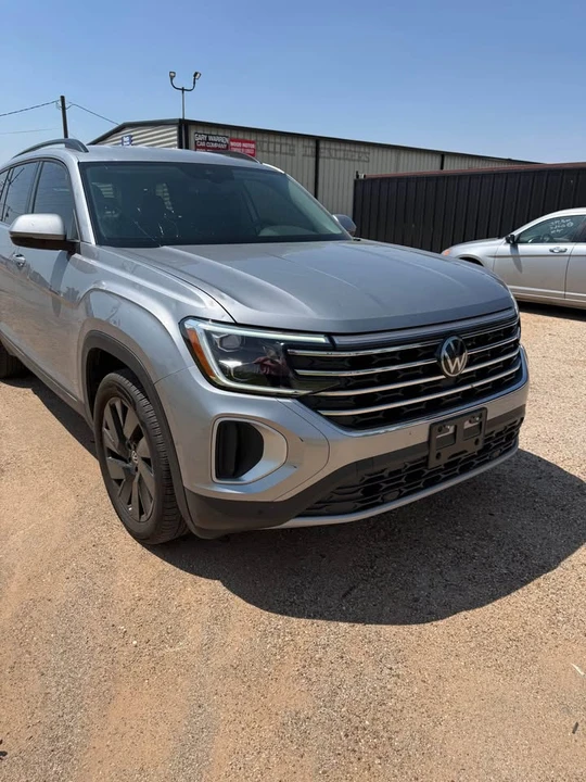 2024 Volkswagen Atlas - Image 2 of 11