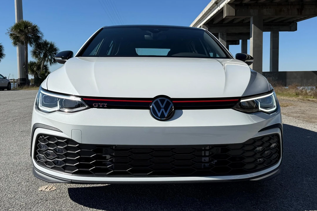2024 Volkswagen GTI Mk8 - Image 2 of 31