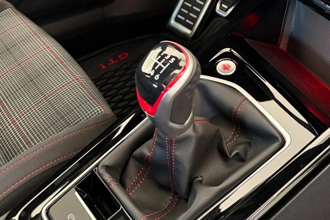 2024 Volkswagen GTI Mk8 - Image 26 of 31