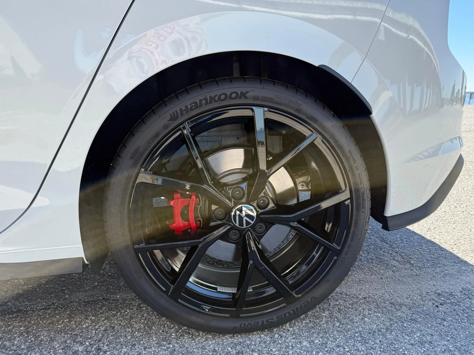 2024 Volkswagen GTI Mk8 - Image 21 of 31