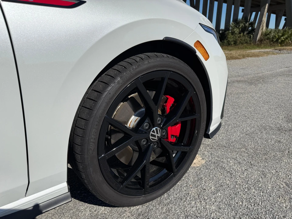 2024 Volkswagen GTI Mk8 - Image 23 of 31