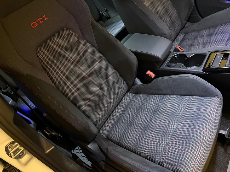 2024 Volkswagen GTI Mk8 - Image 28 of 31