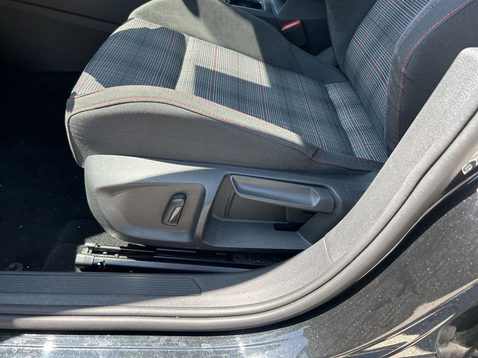 2024 Volkswagen Golf Mk8 - Image 10 of 12