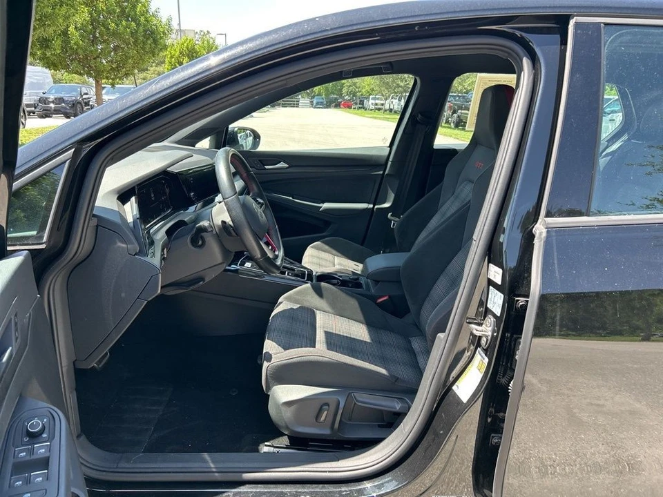 2024 Volkswagen Golf Mk8 - Image 9 of 12