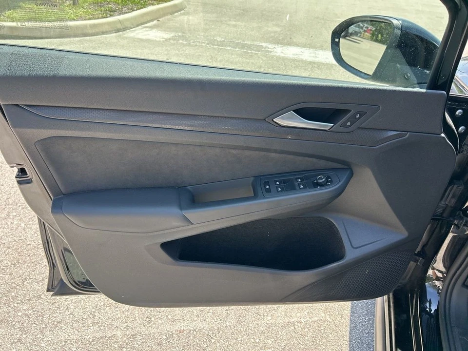 2024 Volkswagen Golf Mk8 - Image 11 of 12