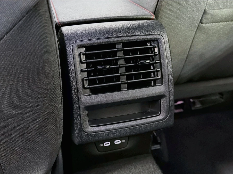 2024 Volkswagen GTI Mk8 - Image 21 of 31
