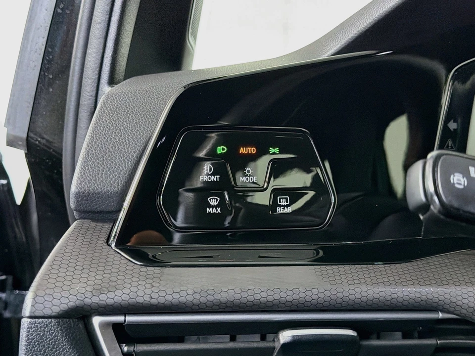 2024 Volkswagen GTI Mk8 - Image 29 of 31