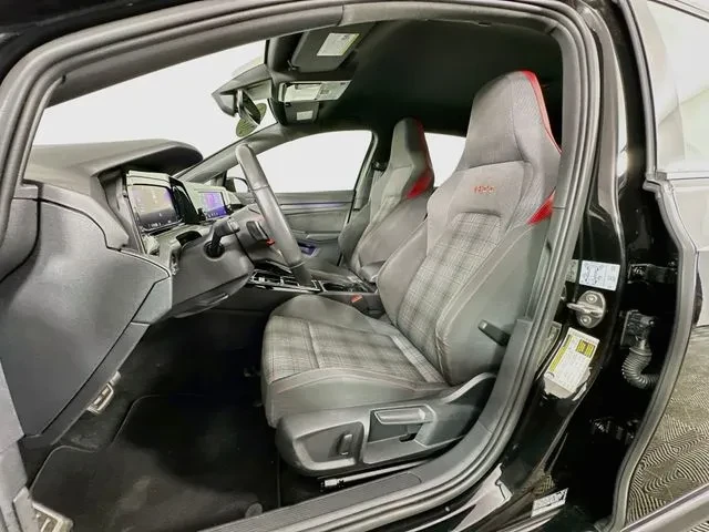 2024 Volkswagen GTI Mk8 - Image 19 of 30