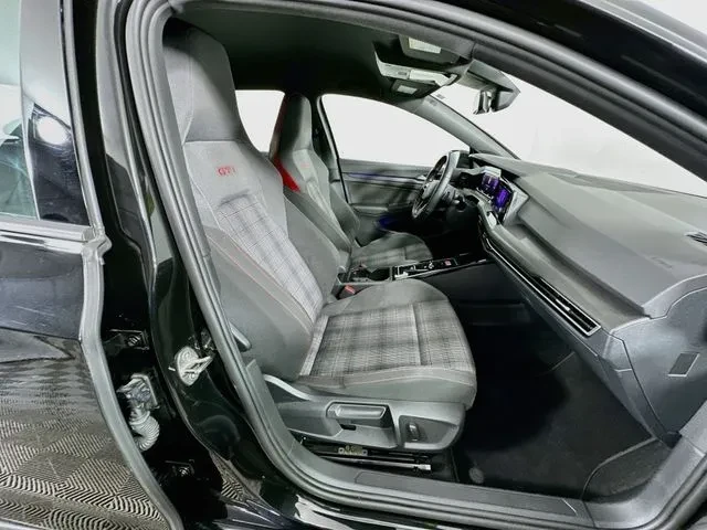 2024 Volkswagen GTI Mk8 - Image 29 of 30