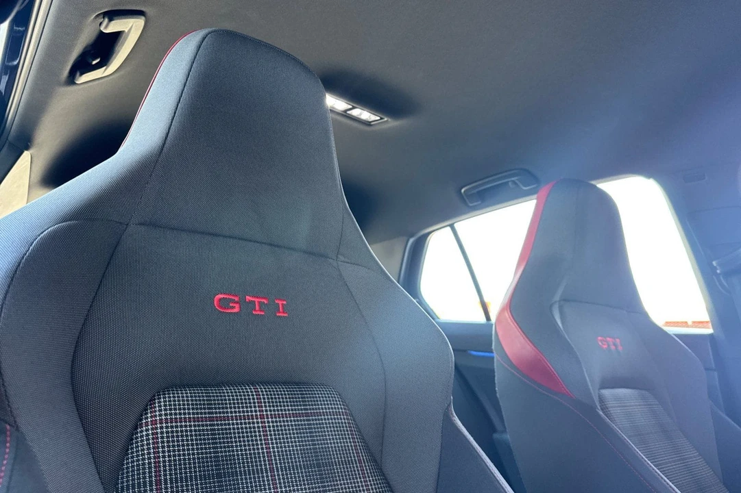 2024 Volkswagen GTI Mk8 - Image 20 of 31