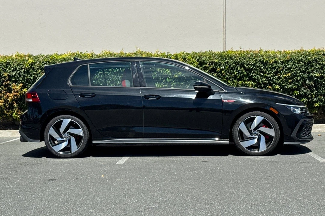2024 Volkswagen GTI Mk8 - Image 3 of 31