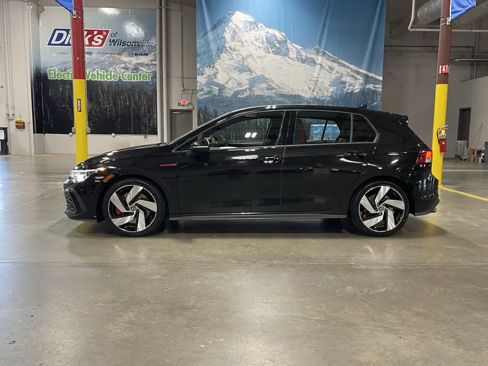 2024 Volkswagen GTI Mk8 - Image 2 of 15