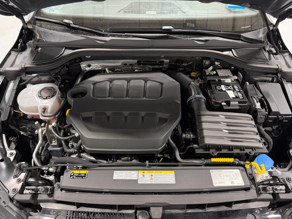2024 Volkswagen GTI Mk8 - Image 2 of 31