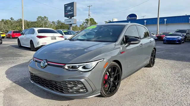 2024 Volkswagen Golf GTI 380 SE