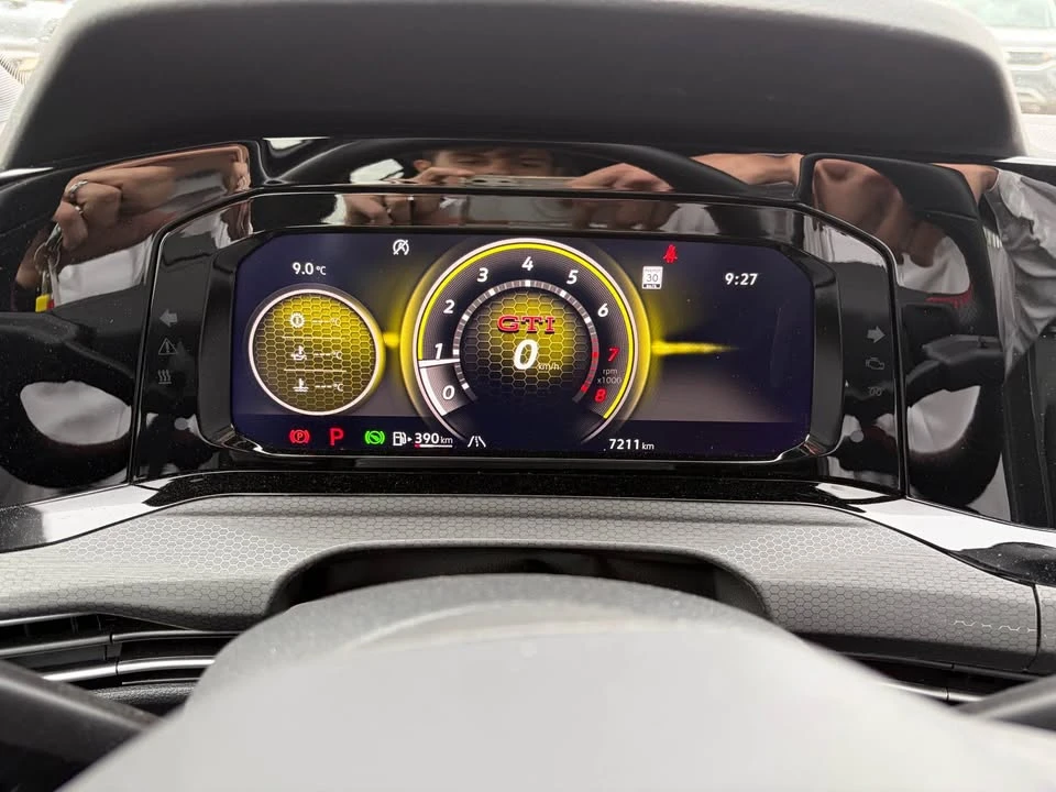 2024 Volkswagen GTI Mk8 - Image 14 of 14