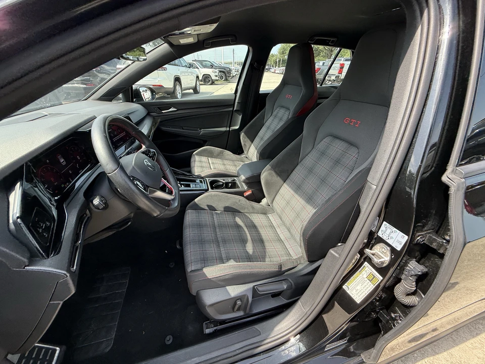 2024 Volkswagen GTI Mk8 - Image 26 of 31