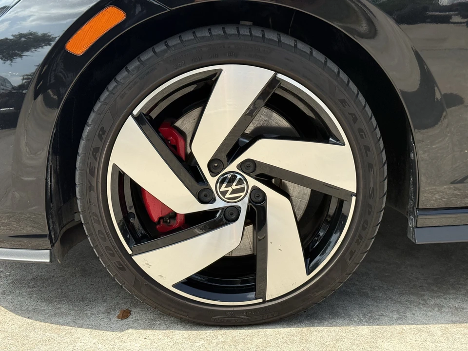 2024 Volkswagen GTI Mk8 - Image 11 of 31