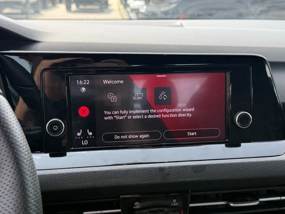 2024 Volkswagen GTI Mk8 - Image 19 of 31