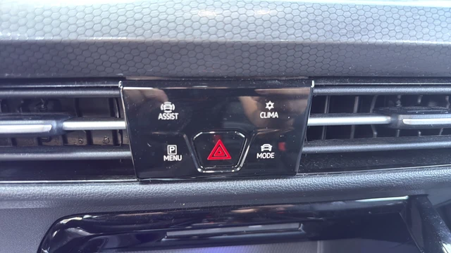 2024 Volkswagen GTI Mk8 - Image 23 of 31