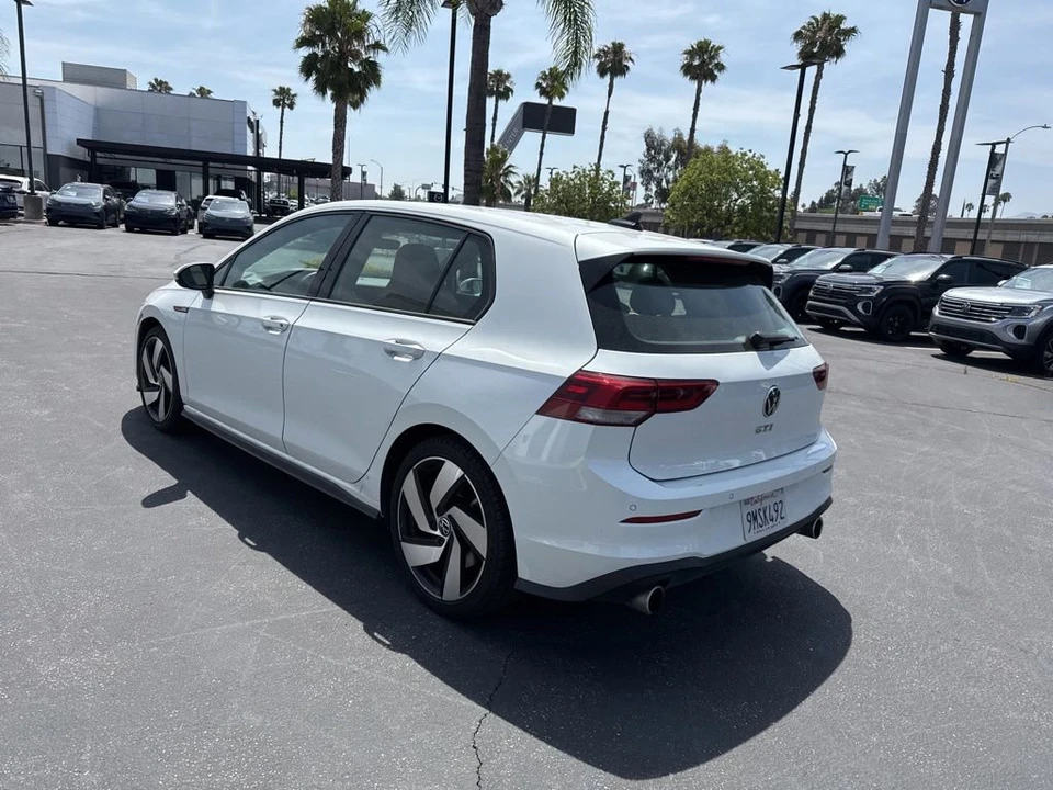 2024 Volkswagen GTI Mk8 - Image 4 of 5