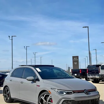 2024 Volkswagen Golf GTI SE