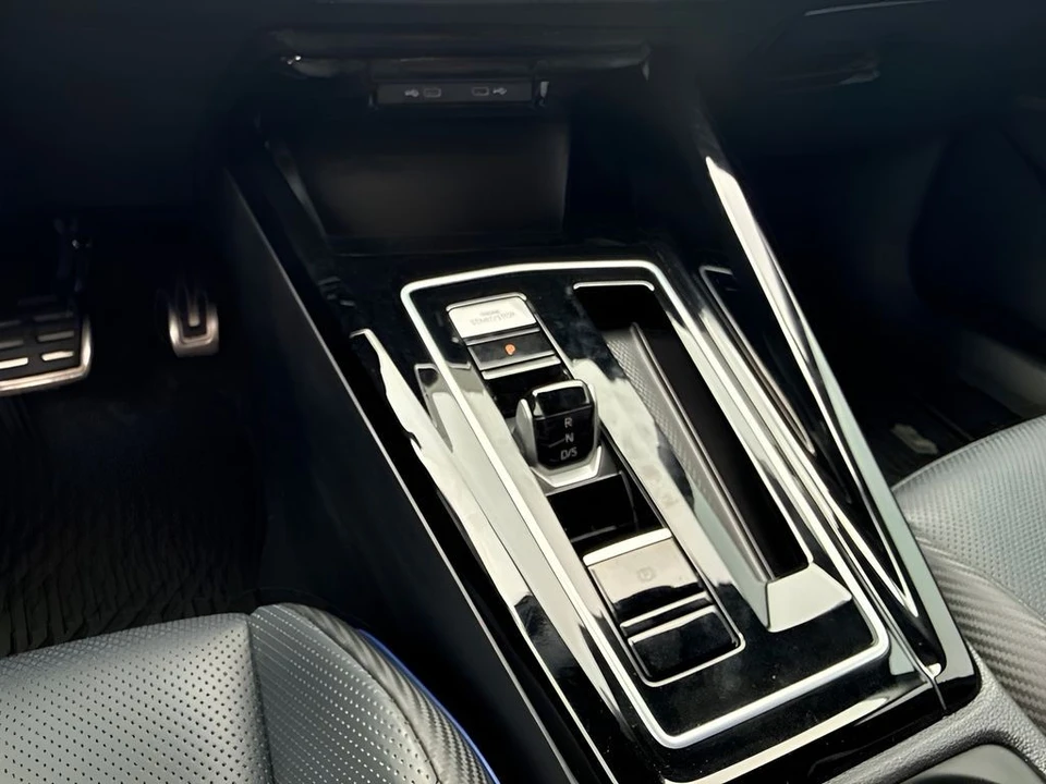 2024 Volkswagen Golf R Mk8 - Image 15 of 28