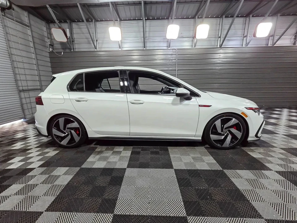 2024 Volkswagen GTI Mk8 - Image 9 of 12